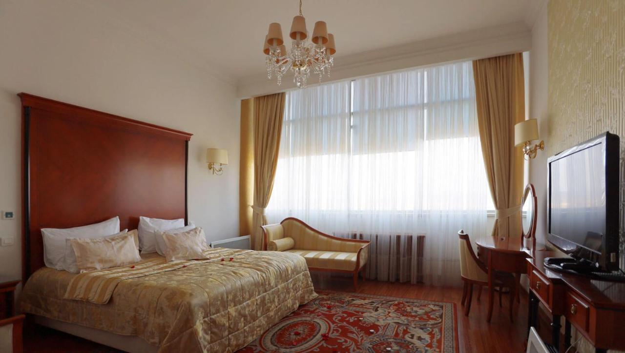Apart-Hotel Integra Баня Лука Екстериор снимка