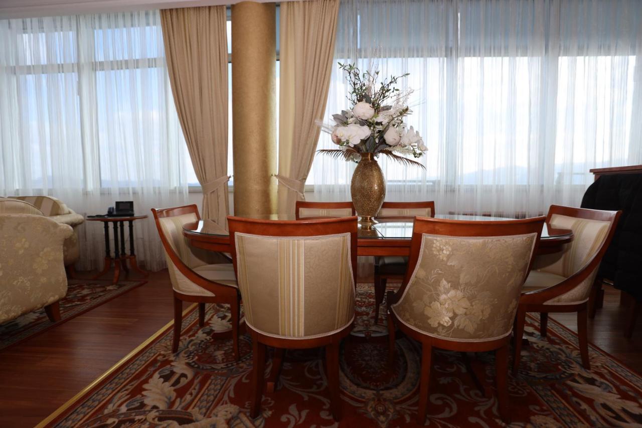 Apart-Hotel Integra Баня Лука Екстериор снимка