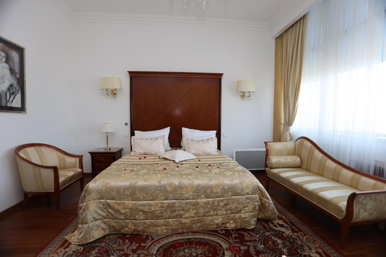 Apart-Hotel Integra Баня Лука Екстериор снимка