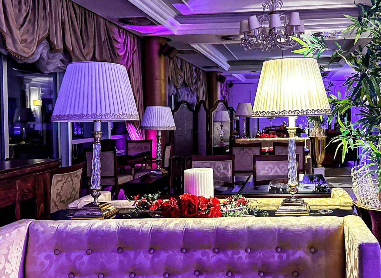 Apart-Hotel Integra Баня Лука Екстериор снимка
