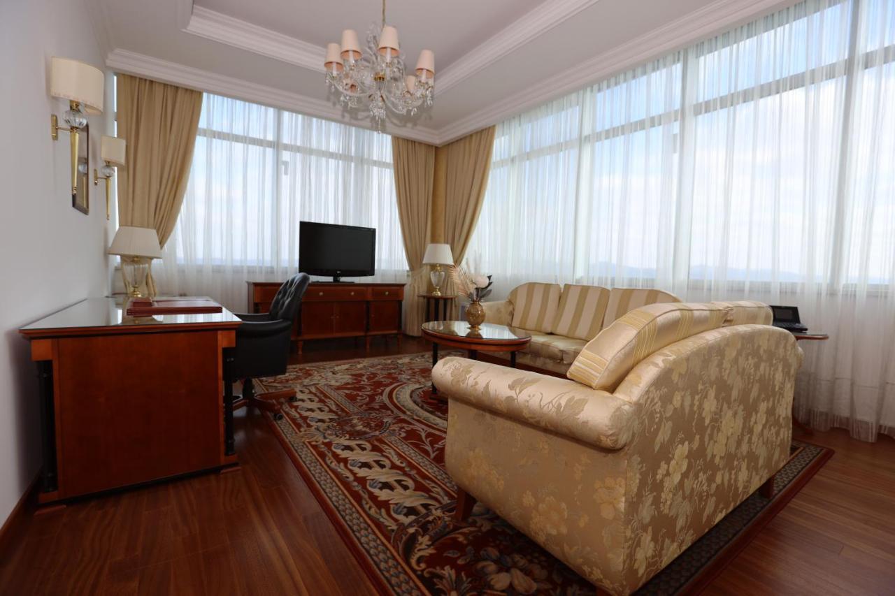 Apart-Hotel Integra Баня Лука Екстериор снимка