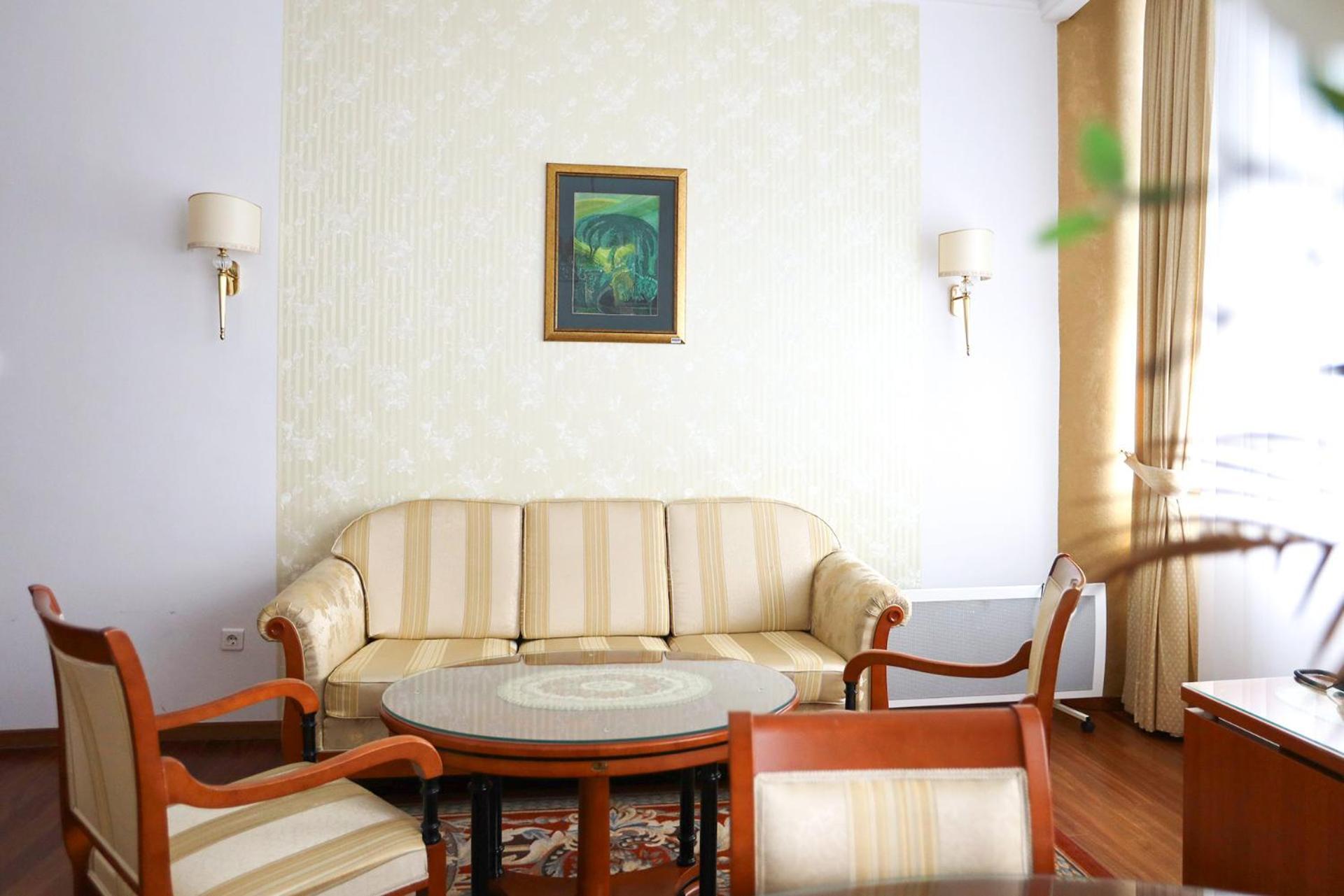 Apart-Hotel Integra Баня Лука Екстериор снимка